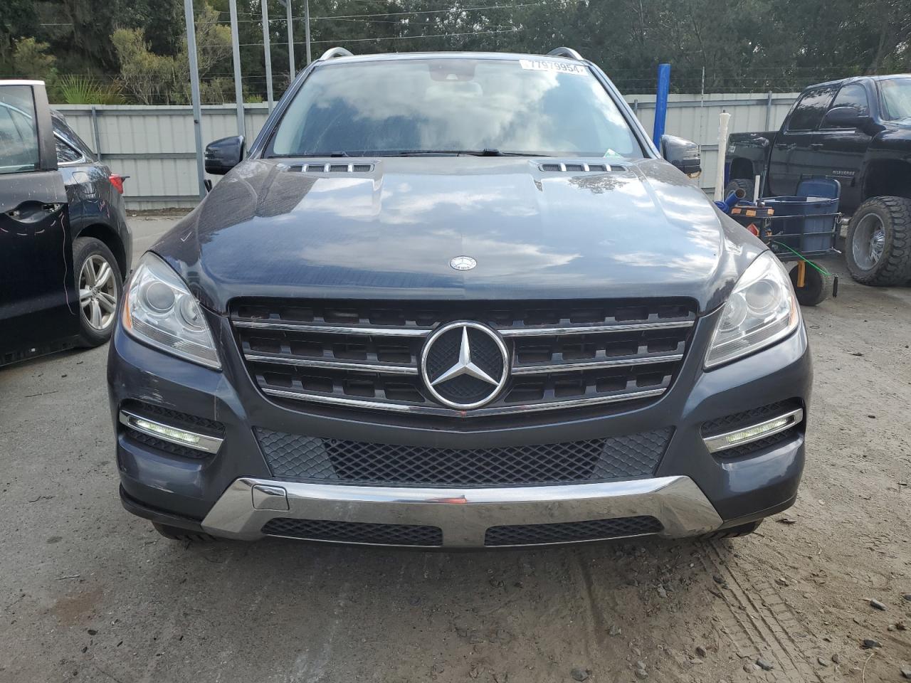 VIN 4JGDA2EB9DA238378 2013 MERCEDES-BENZ M-CLASS no.5