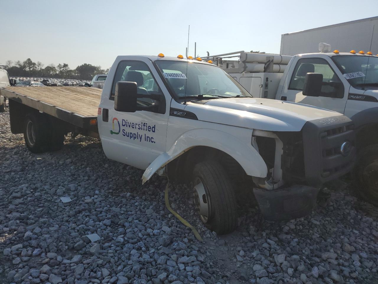 2015 Ford F350 - Image 4
