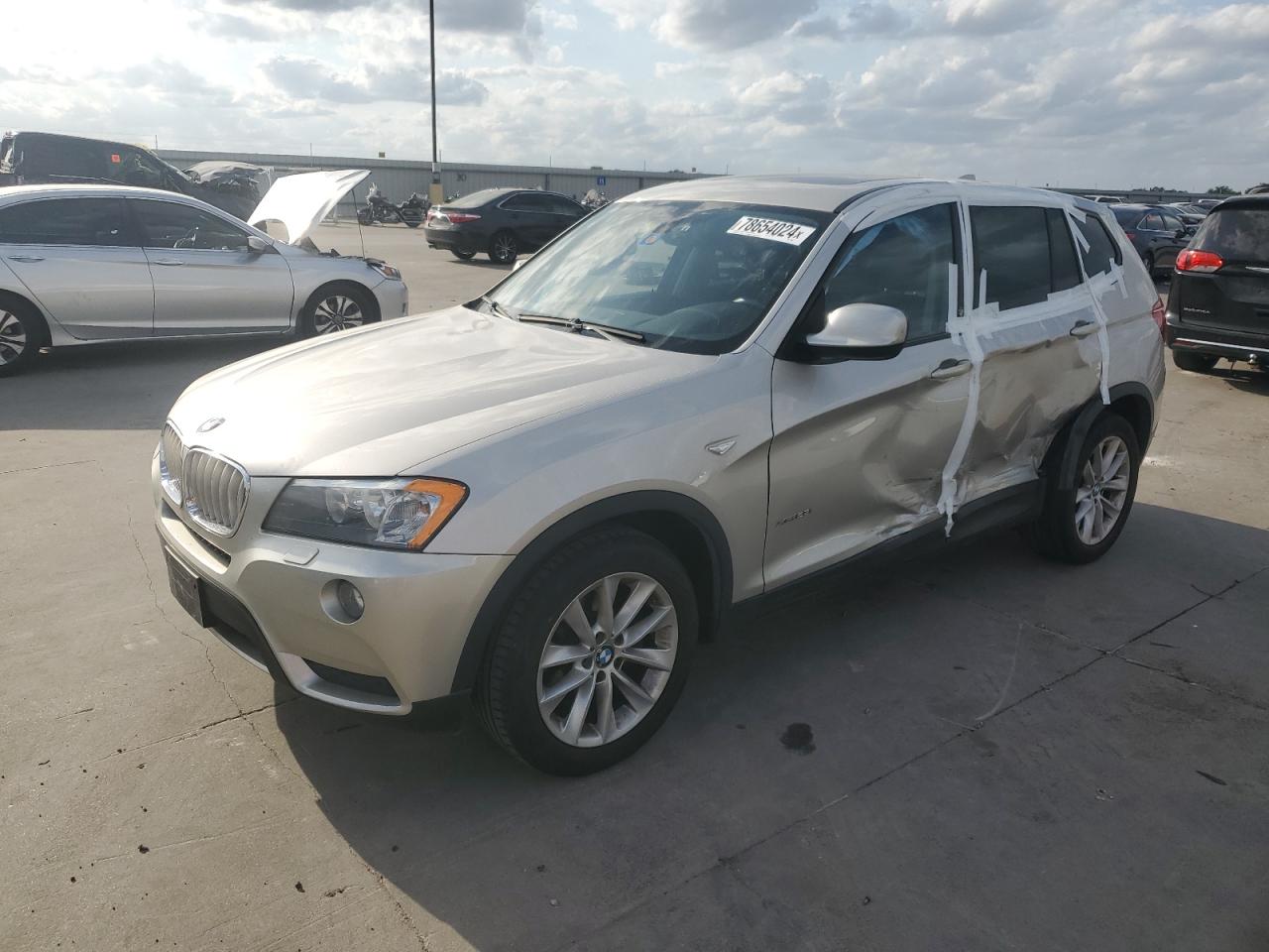 VIN 5UXWX9C58D0D09062 2013 BMW X3 no.1