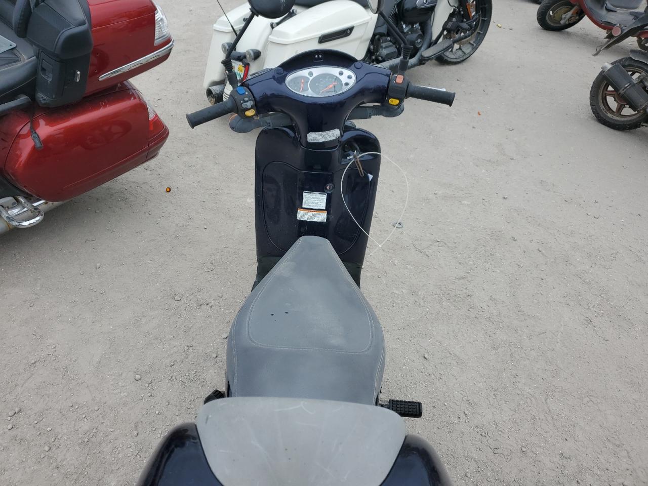 2006 Aprilia Scarabeo 50 VIN: ZD4TGC0046S000045 Lot: 76828424