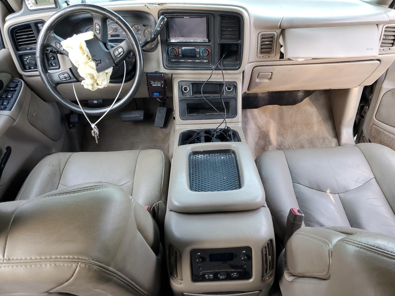 2003 Chevrolet Silverado - Image 8