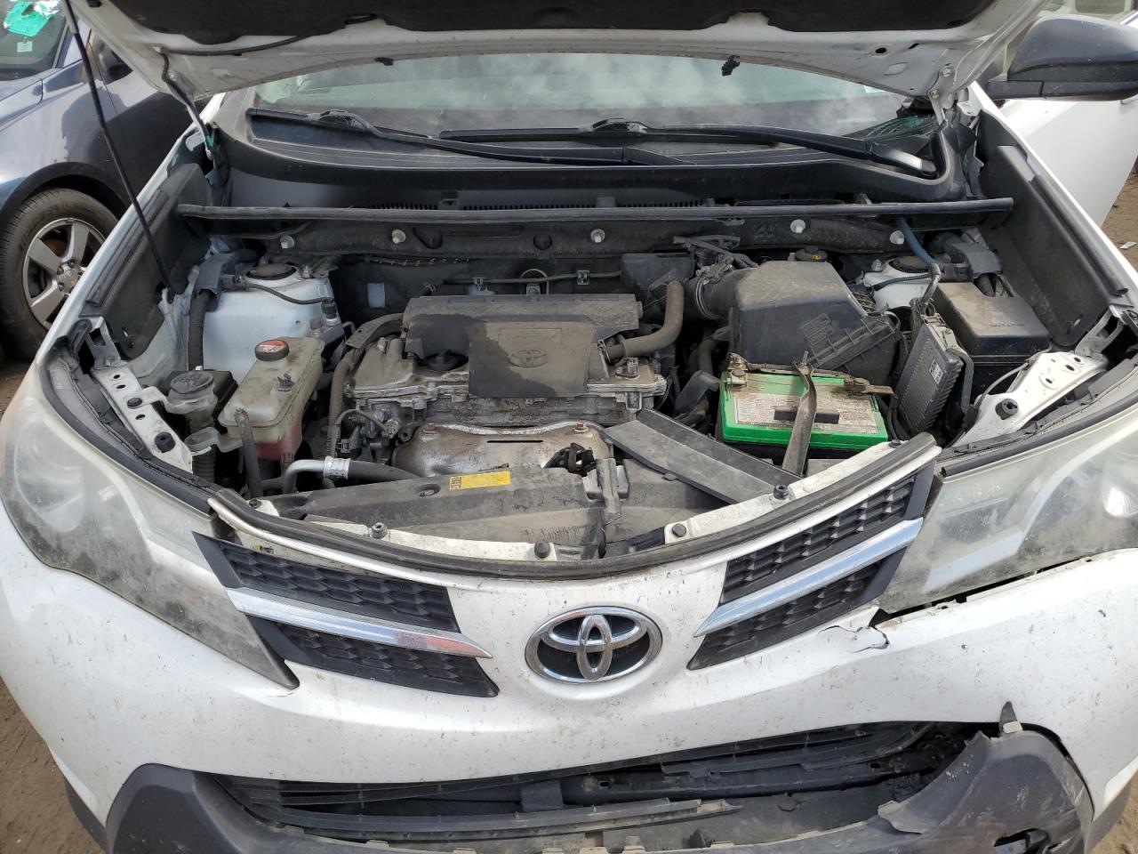 2014 Toyota RAV 4 - Image 13