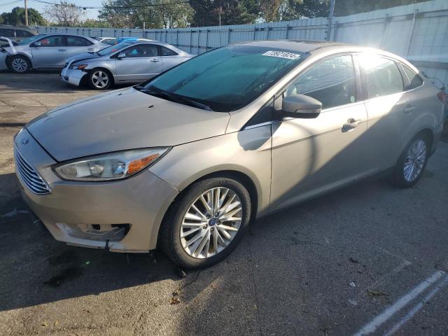  FORD FOCUS 2018 Beige