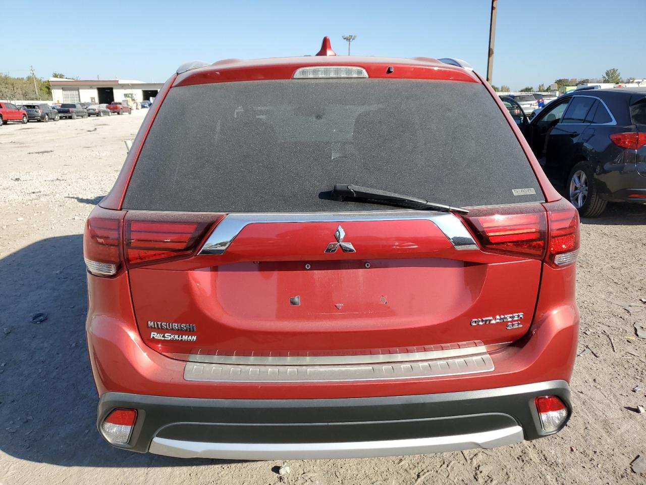 JA4AZ3A30HZ020139 2017 Mitsubishi Outlander Se