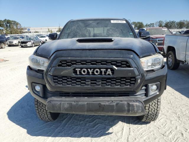  TOYOTA TACOMA 2017 Черный