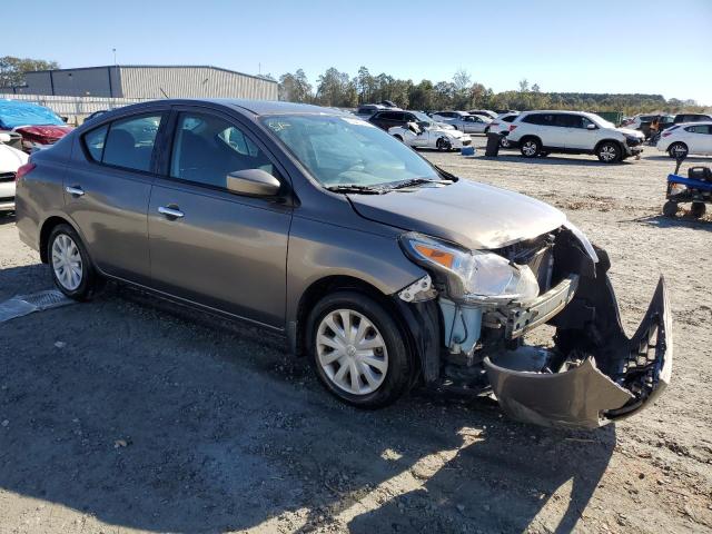  NISSAN VERSA 2015 Серый