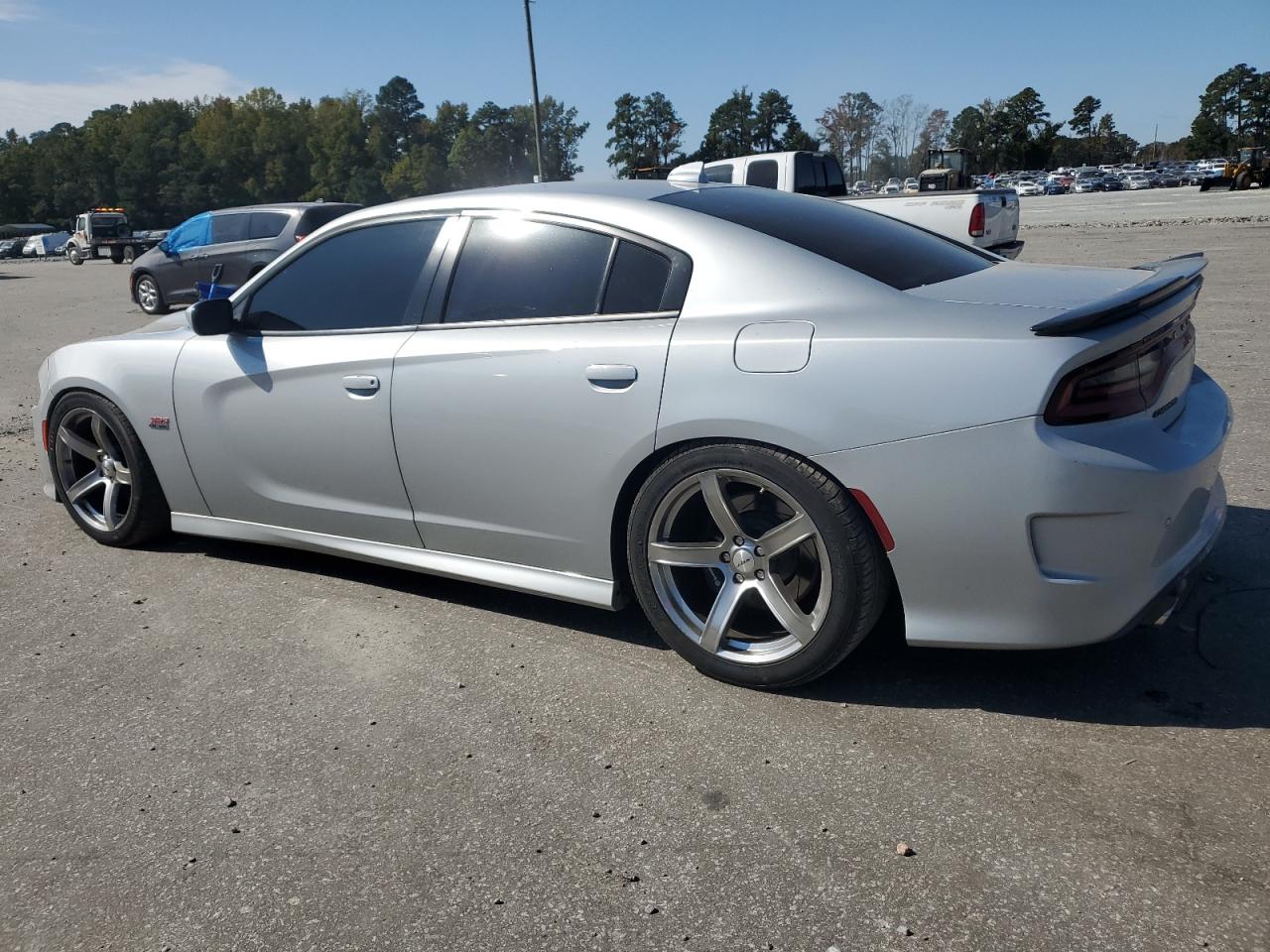 2020 Dodge Charger - Image 2