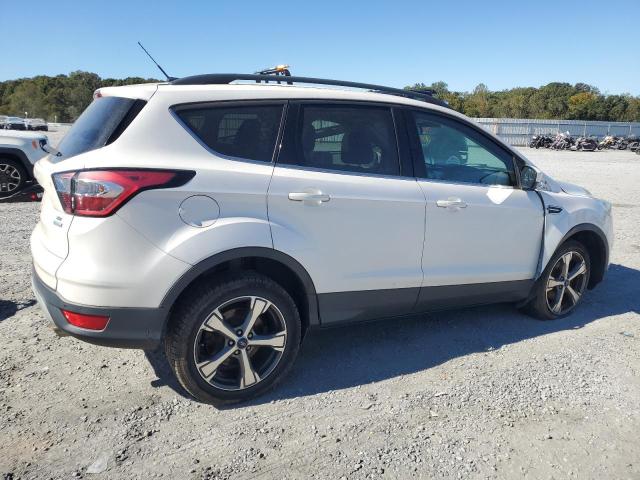  FORD ESCAPE 2017 Білий