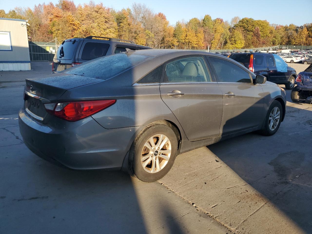 2013 Hyundai Sonata - Image 3
