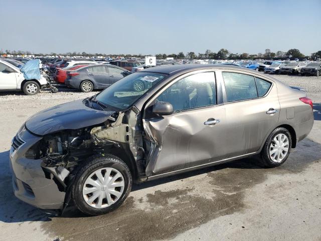 2013 Nissan Versa S