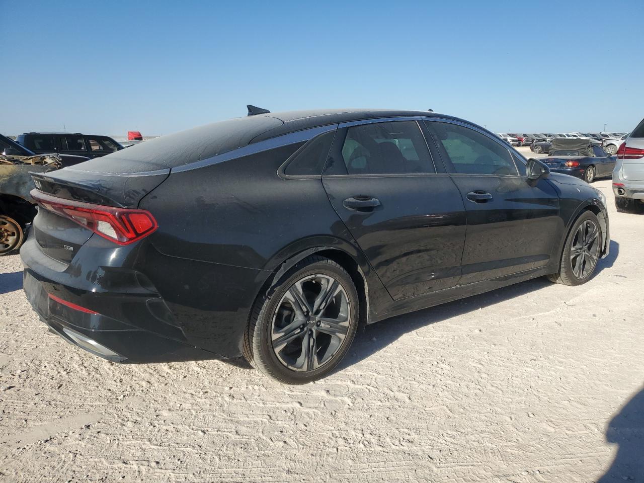 2023 Kia K5 - Image 3