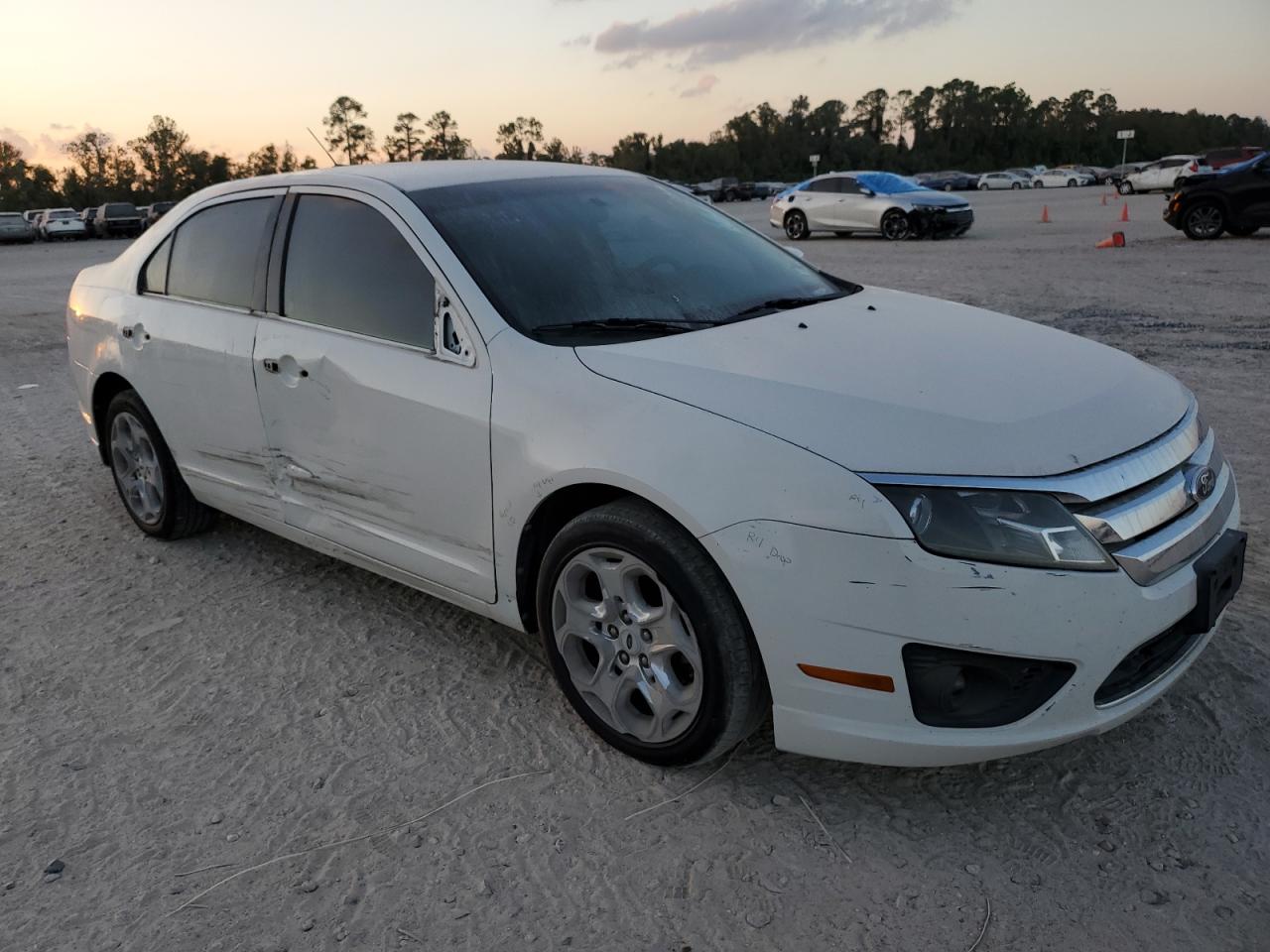 2011 Ford Fusion - Image 4