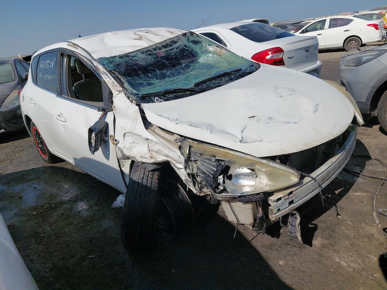 MNTBC2C95E6002961 - 2014 Nissan Tiida - #76213524