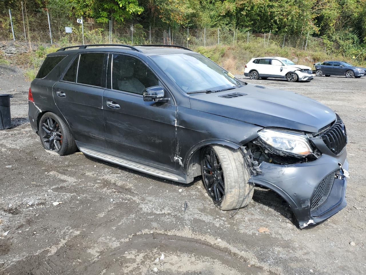 VIN 4JGDA7FB1GA653128 2016 MERCEDES-BENZ GLE-CLASS no.4