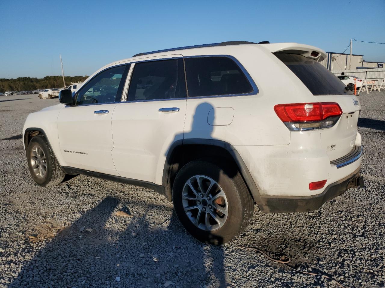 2015 Jeep Grand Cherokee - Image 2