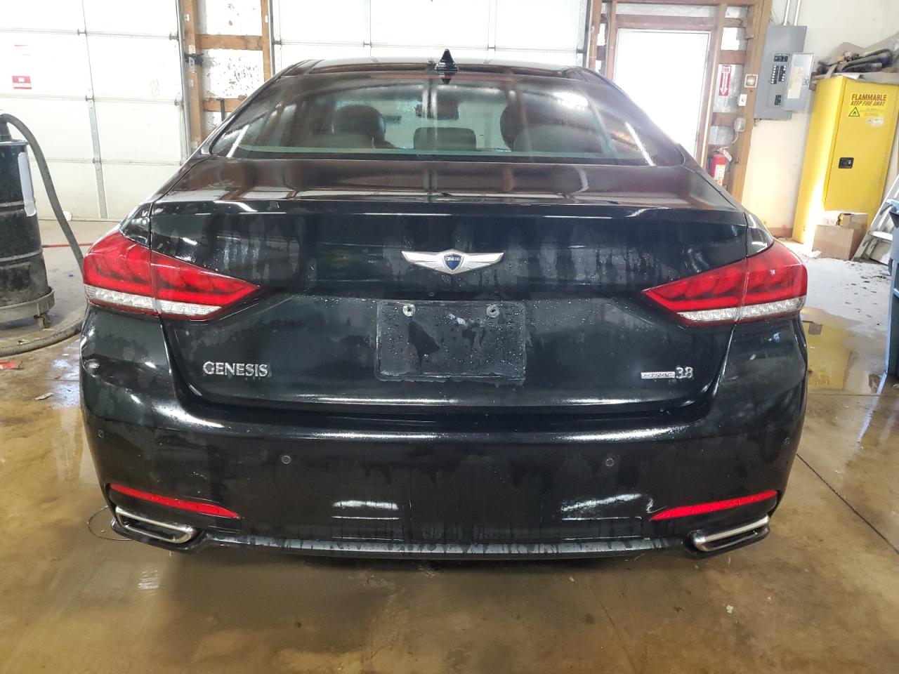 KMHGN4JE0FU102977 2015 Hyundai Genesis 3.8L