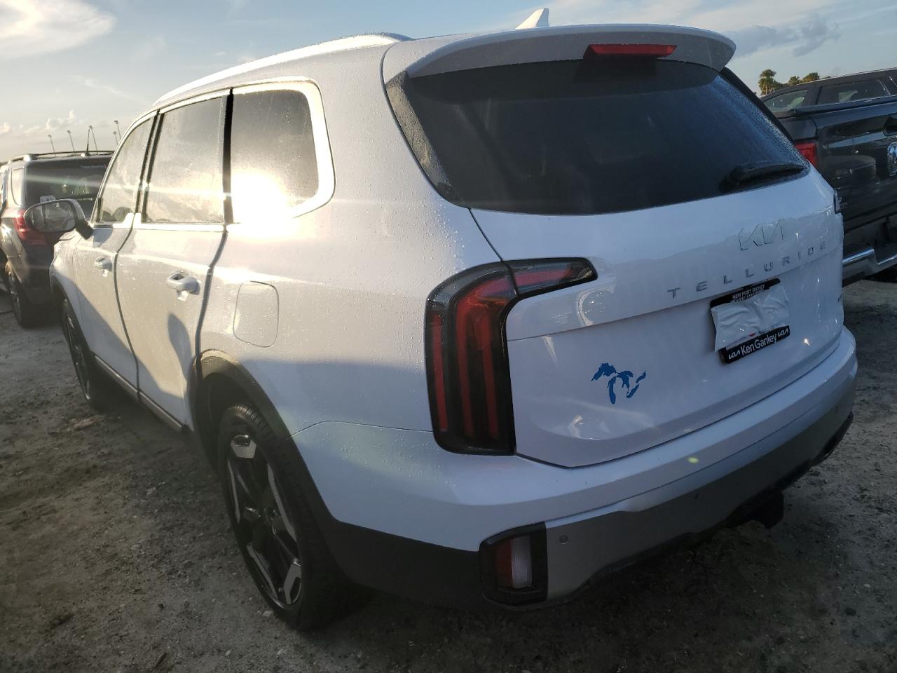 2024 Kia Telluride - Image 2