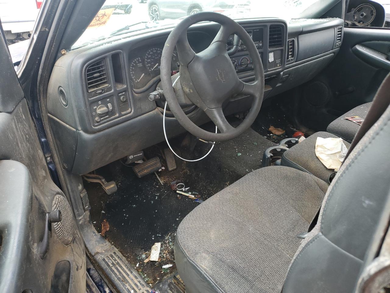 2002 Chevrolet Silverado C1500 VIN: 2GCEC19W421125987 Lot: 73111954