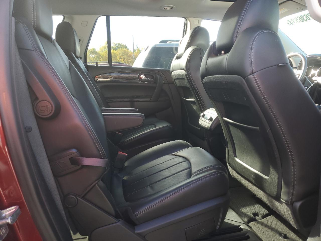 2015 Buick Enclave - Image 10