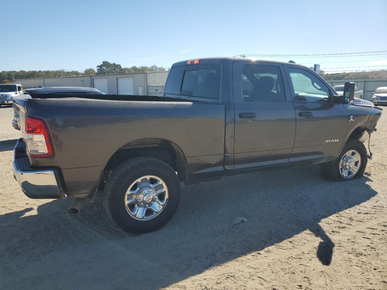 2021 RAM 2500 - Image 3