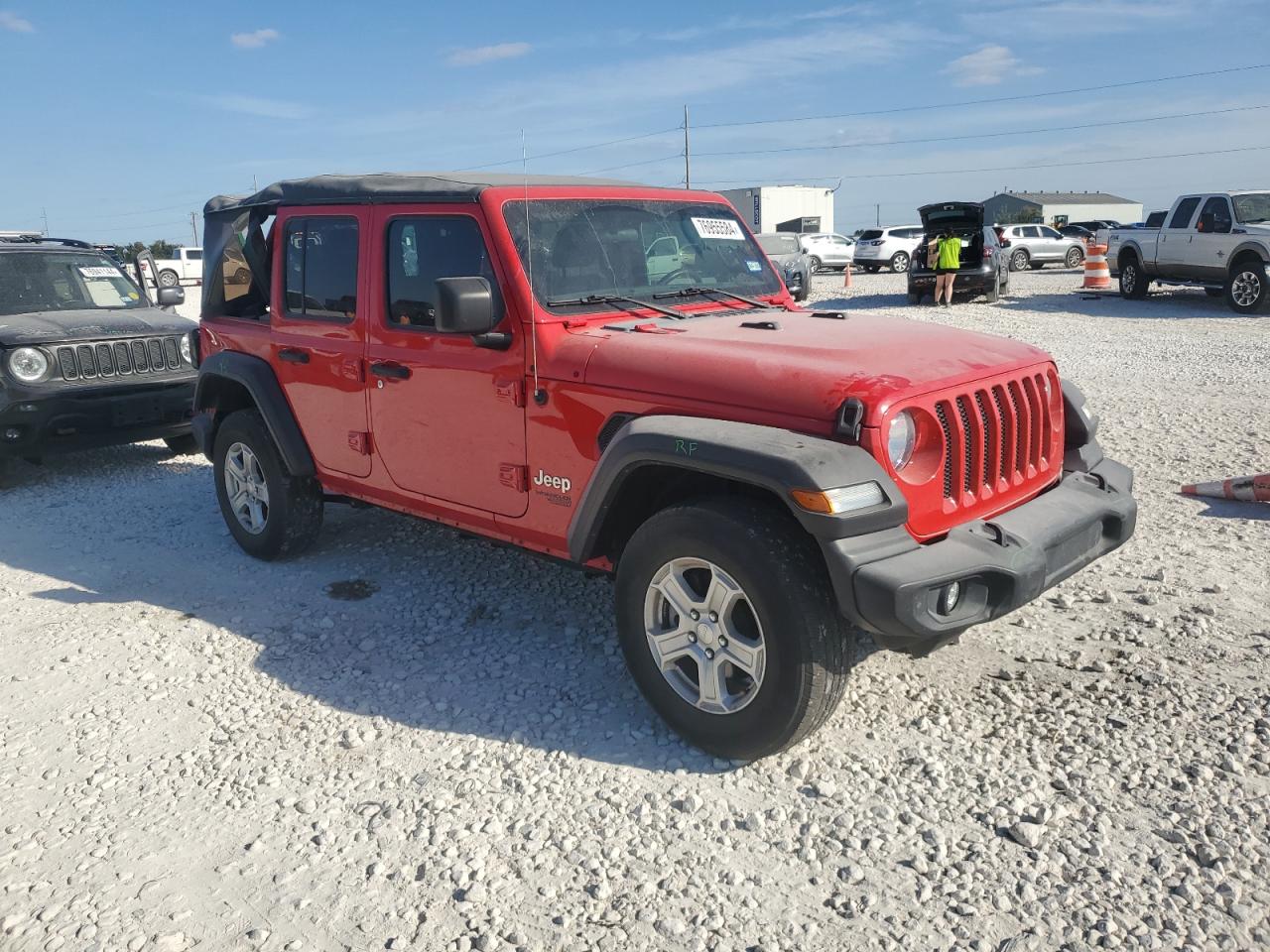 VIN 1C4HJXDN2KW668865 2019 JEEP WRANGLER no.4