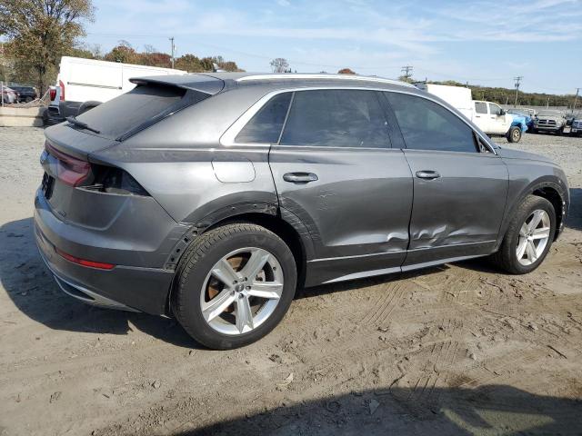  AUDI Q8 2019 Szary