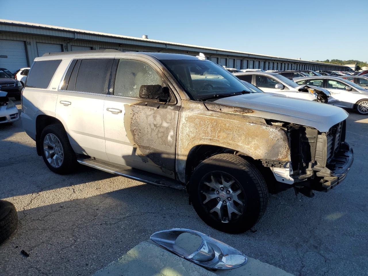 2017 GMC Yukon - Image 4