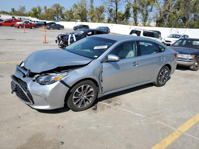 2016 Toyota Avalon Xle