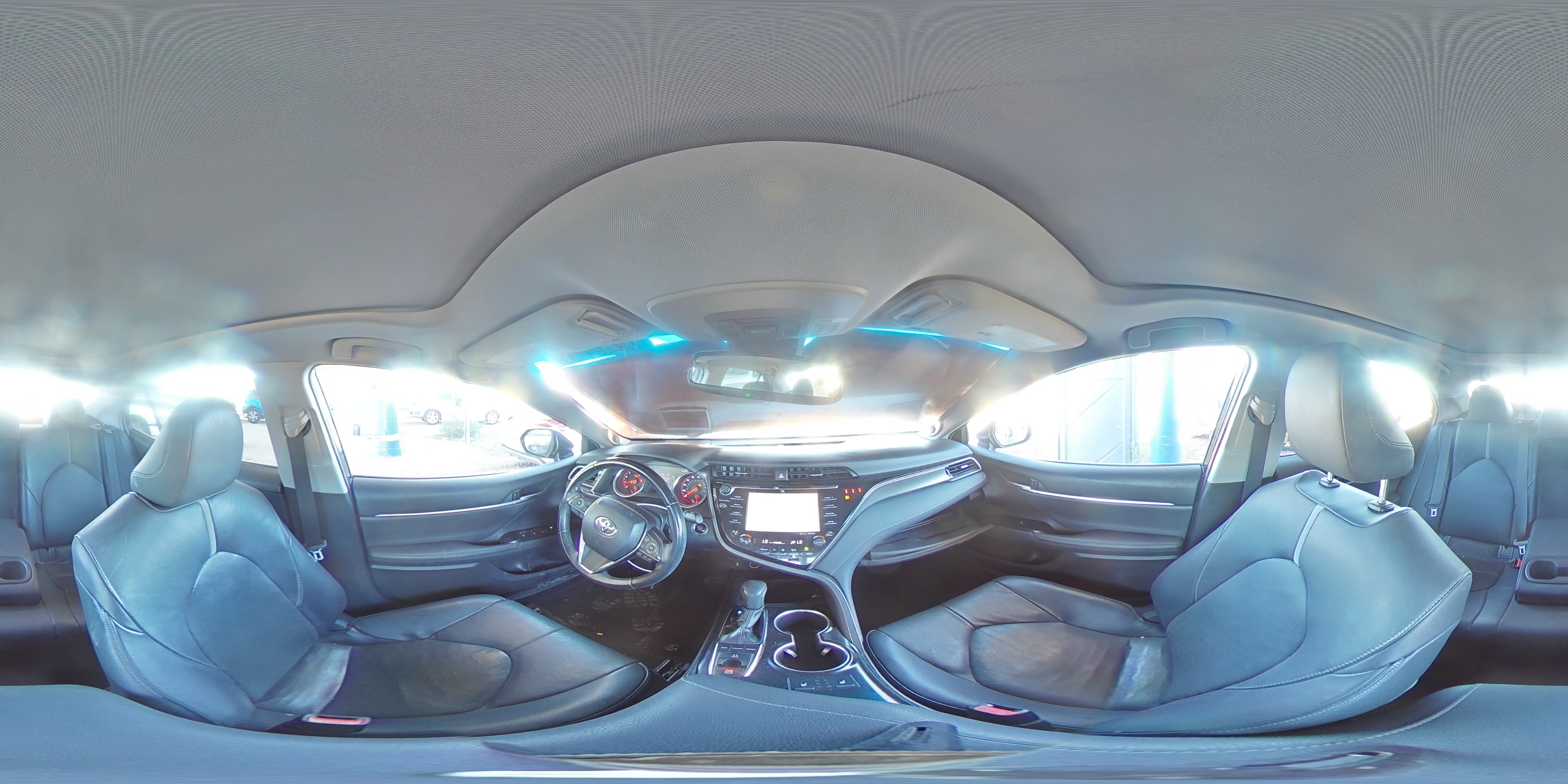 2019 Toyota Camry - Image 12