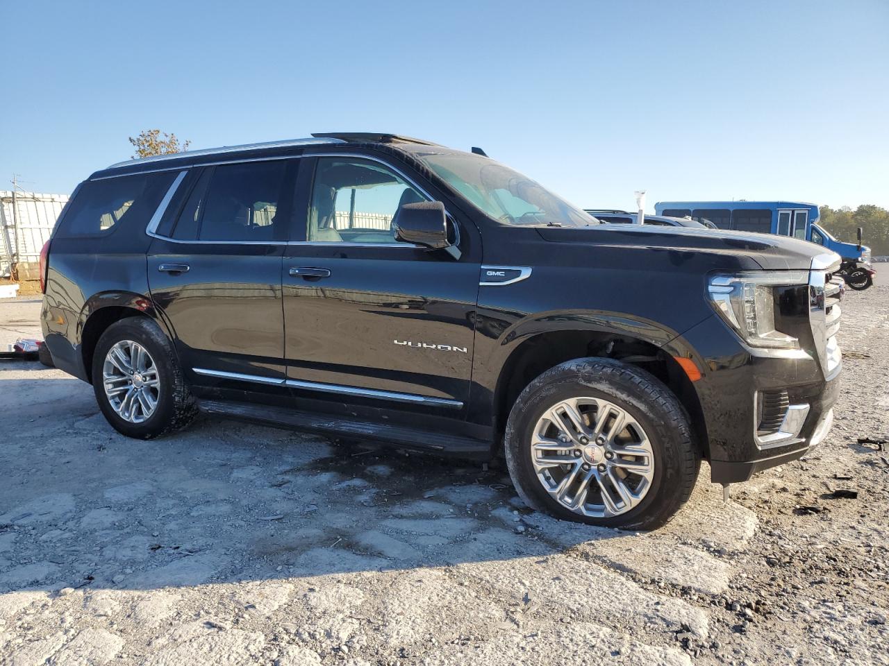 2021 GMC Yukon - Image 4