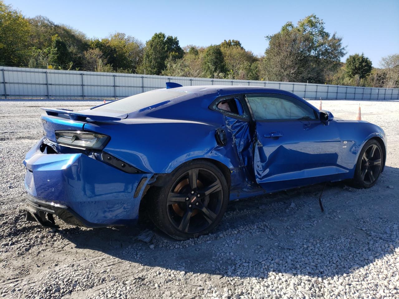 2018 Chevrolet Camaro - Image 3