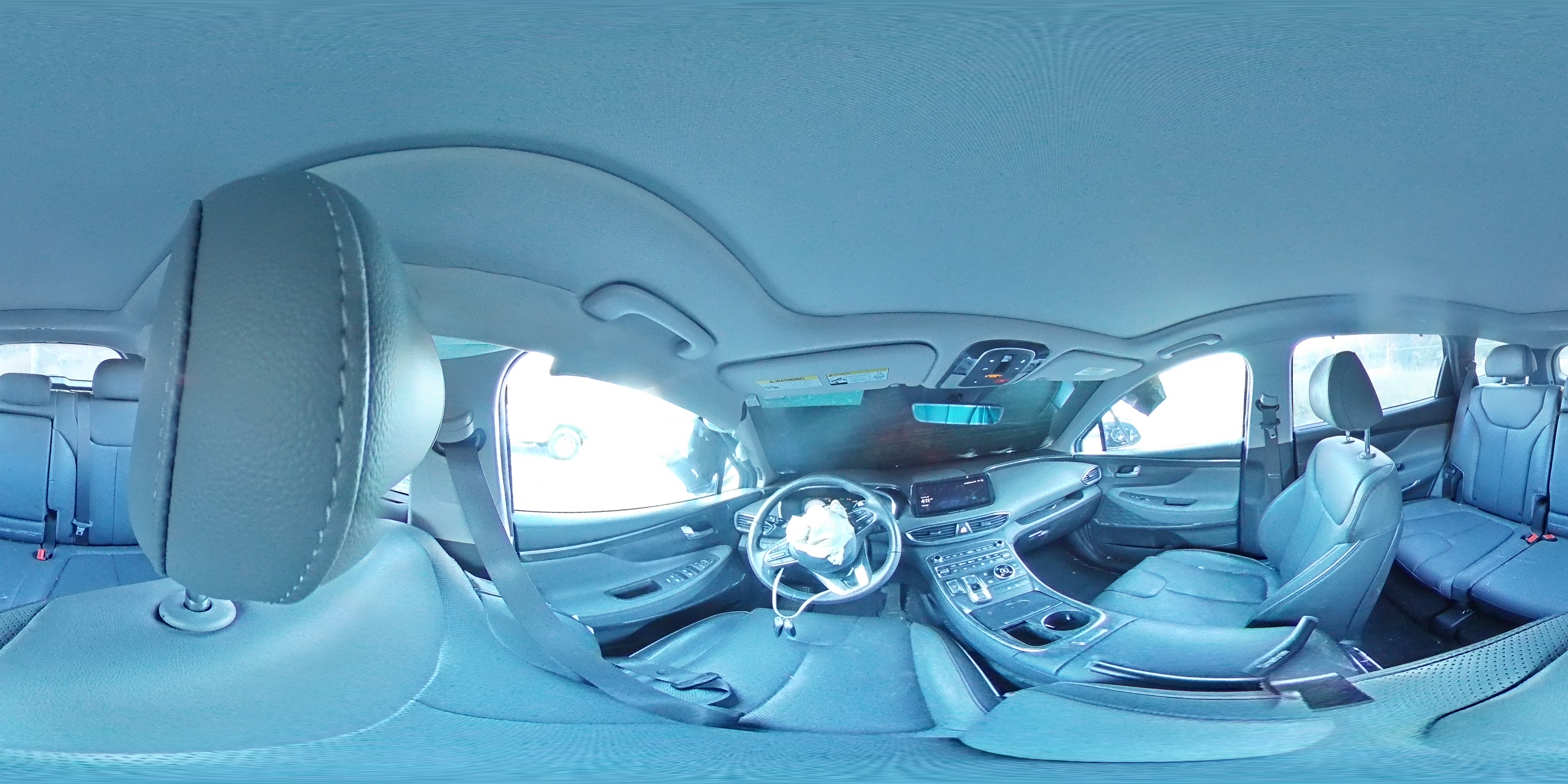 2022 Hyundai Santa Fe - Image 14