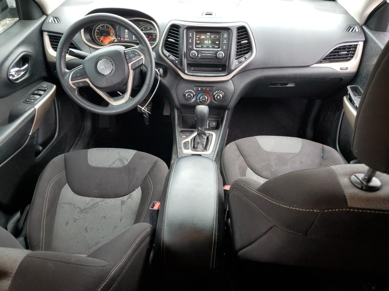 2018 Jeep Grand Cherokee - Image 8