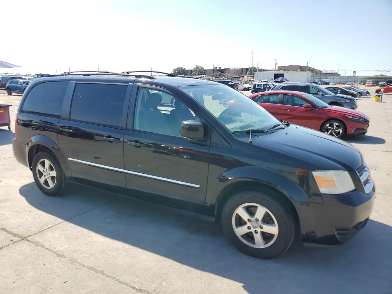 2009 Dodge Caravan - Image 4