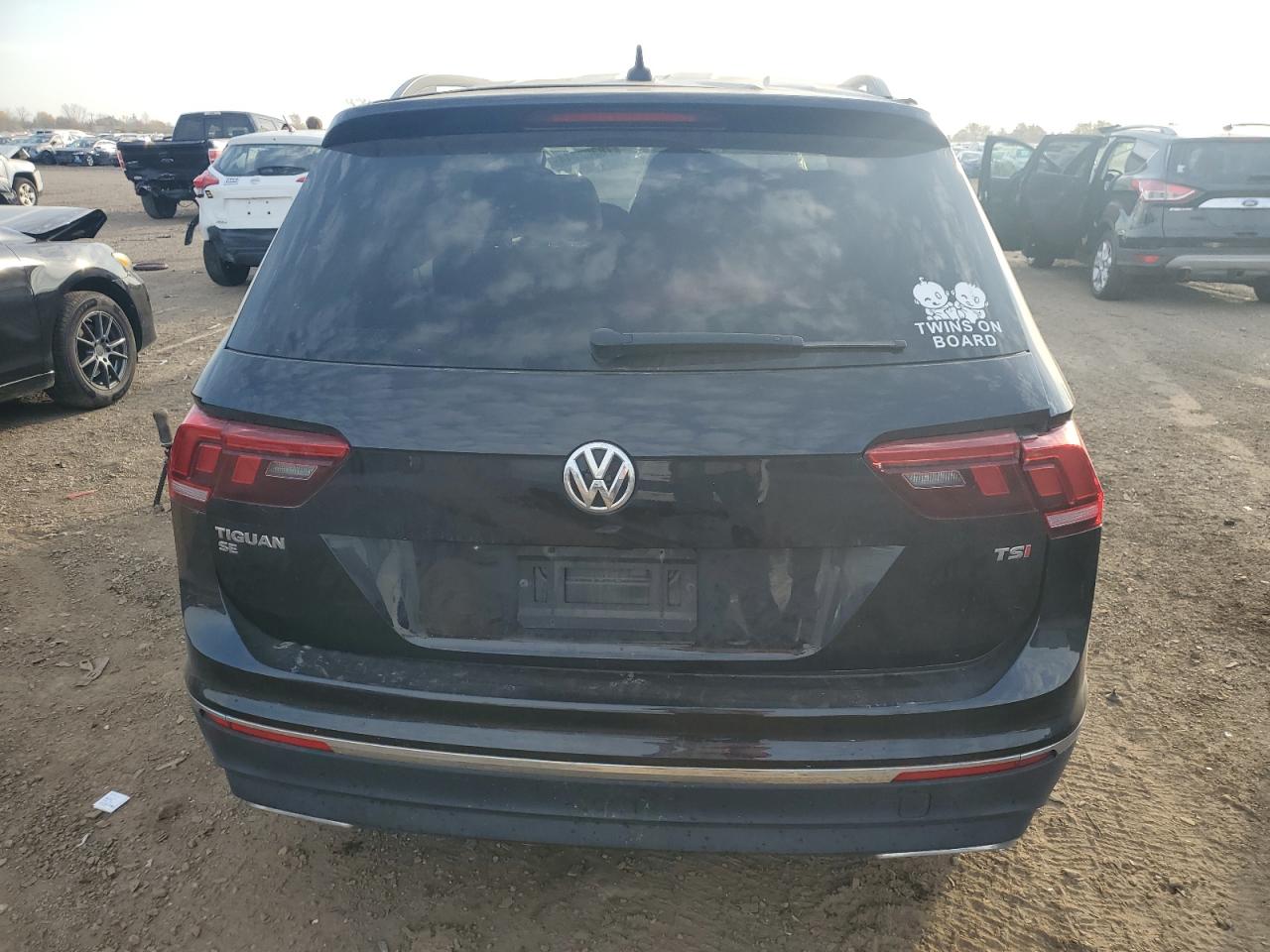 2018 Volkswagen Tiguan Se VIN: 3VV3B7AX8JM213032 Lot: 78302744