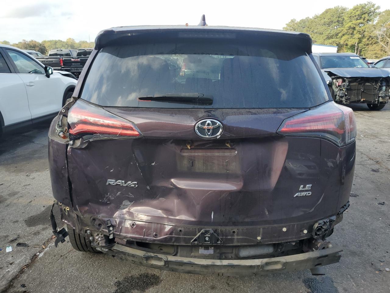 2T3BFREV3HW689281 2017 Toyota Rav4 Le