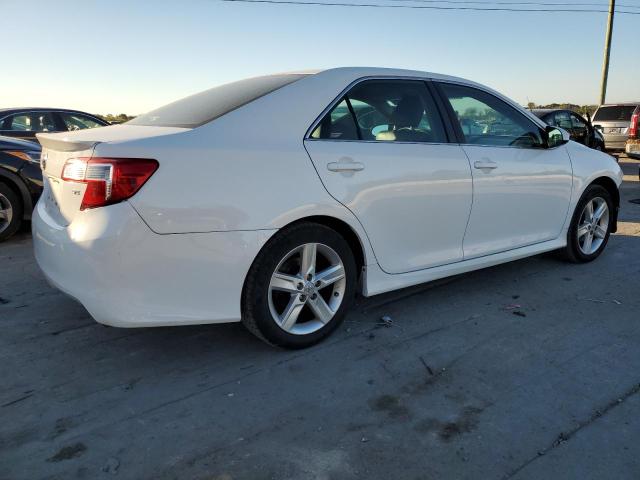  TOYOTA CAMRY 2012 Білий