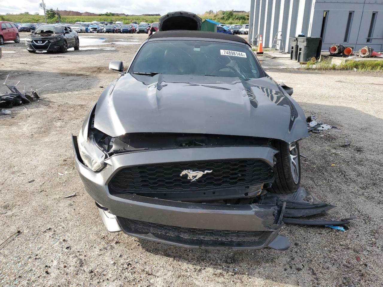 1FATP8UH8F5385137 2015 Ford Mustang