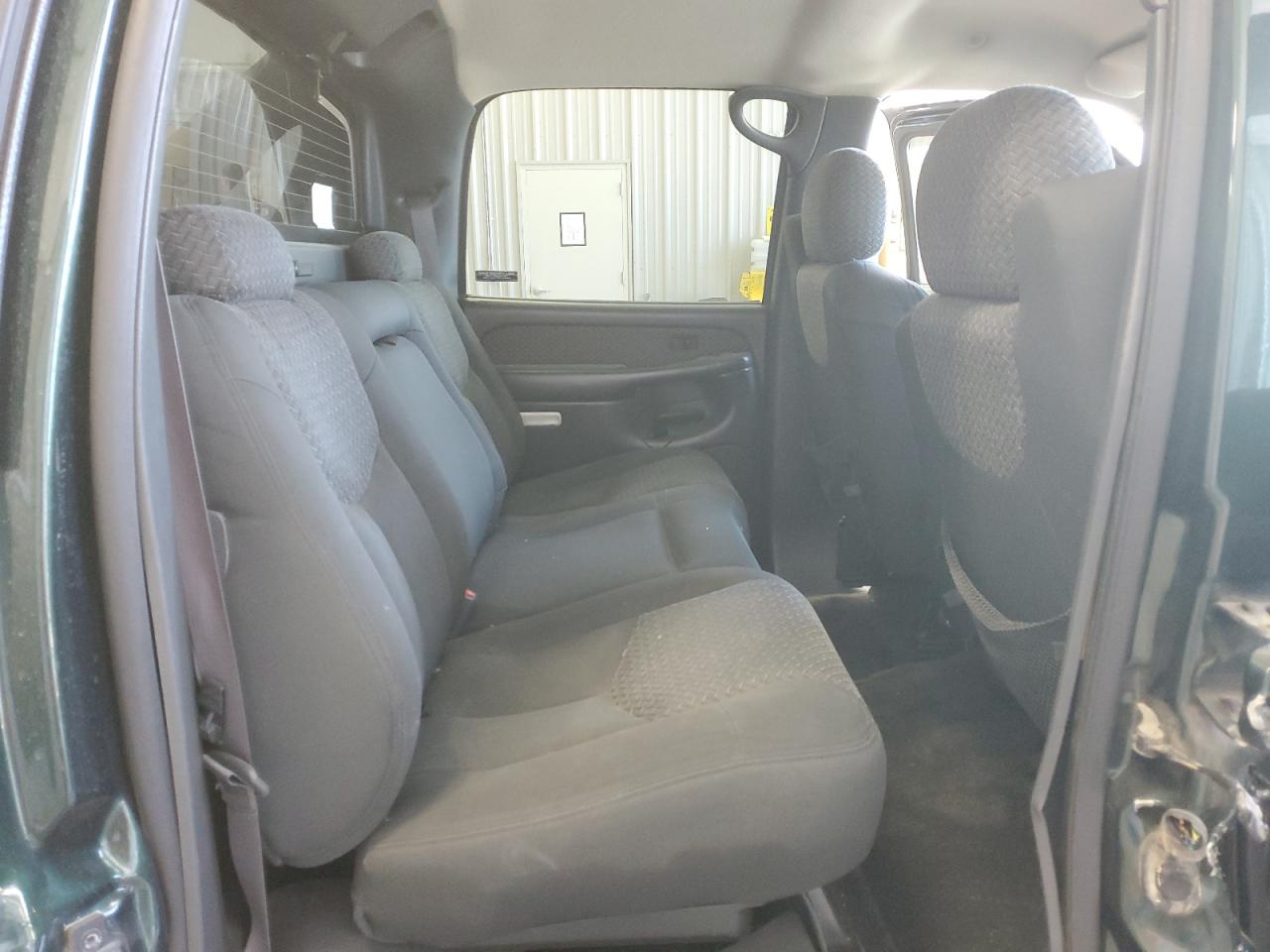 2002 Chevrolet Avalanche C1500 VIN: 3GNEC13T42G132676 Lot: 74310664