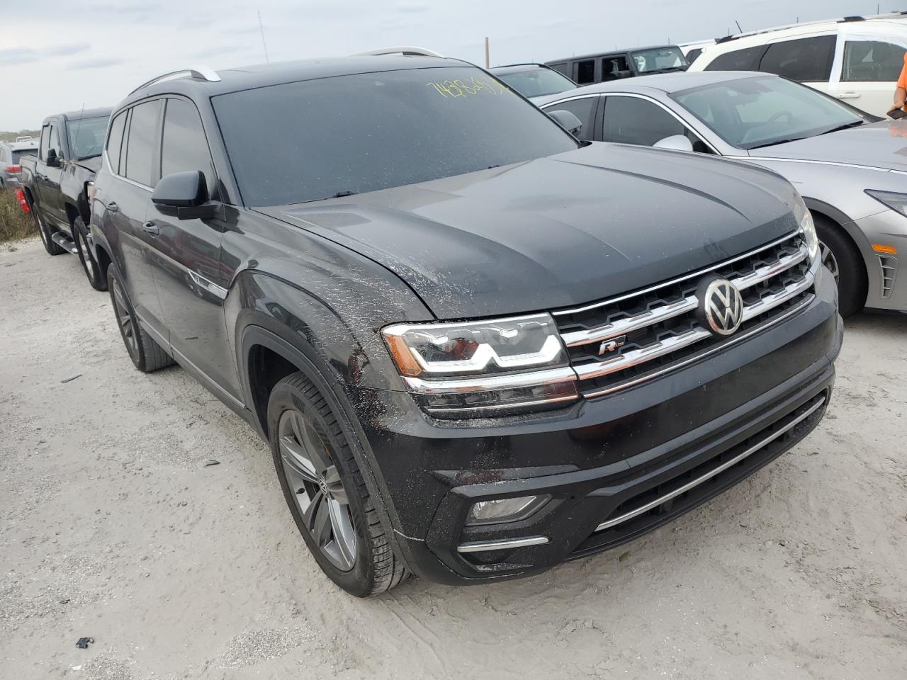 1V2SR2CAXKC592392 2019 Volkswagen Atlas Sel