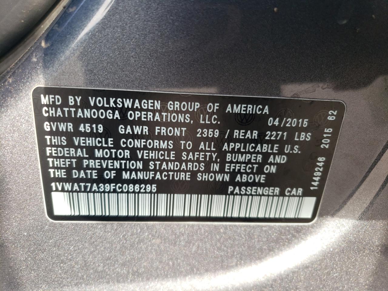 2015 Volkswagen Passat - Image 14