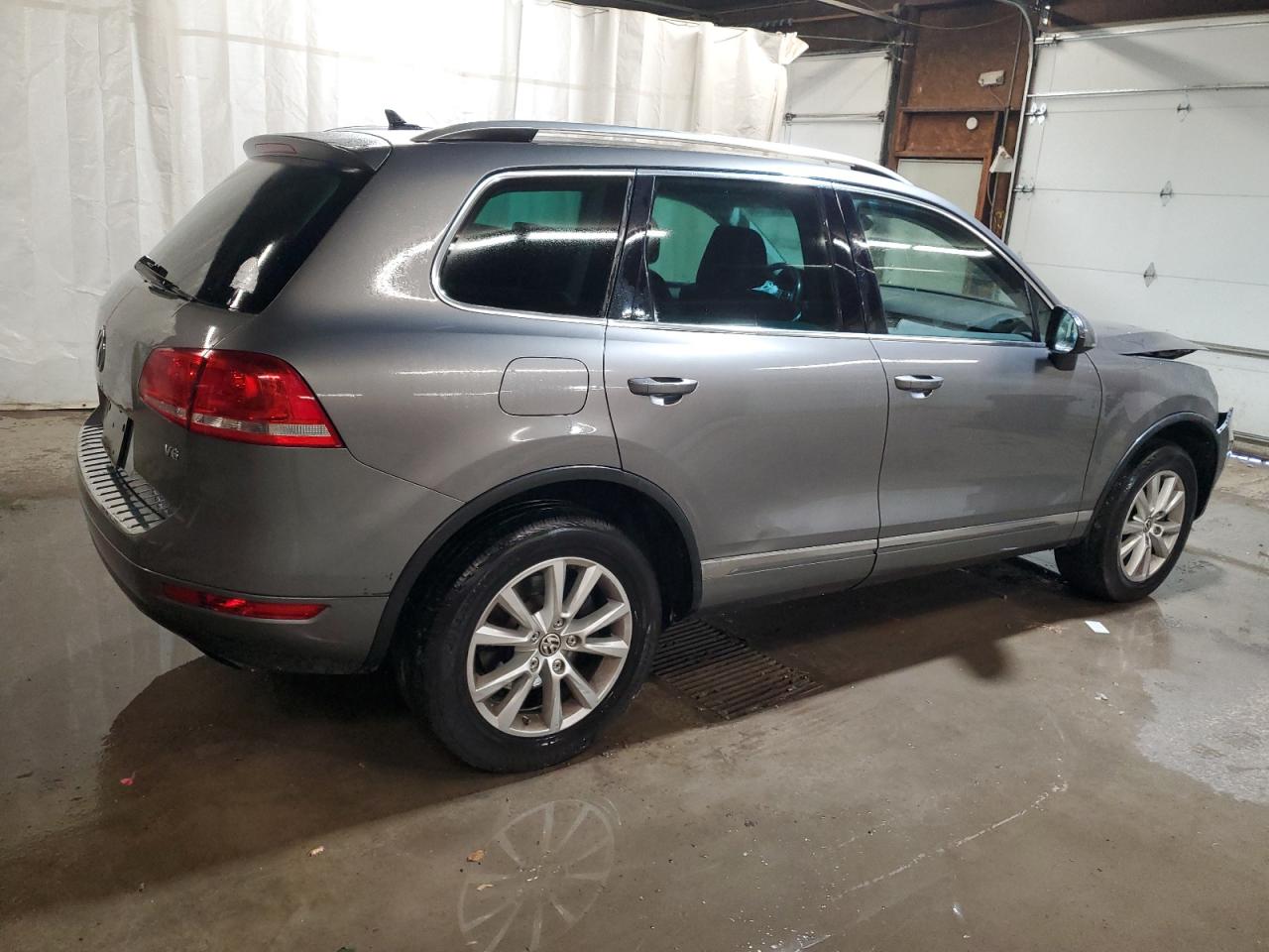 2013 Volkswagen Touareg V6 VIN: WVGEF9BP2DD008923 Lot: 75800144