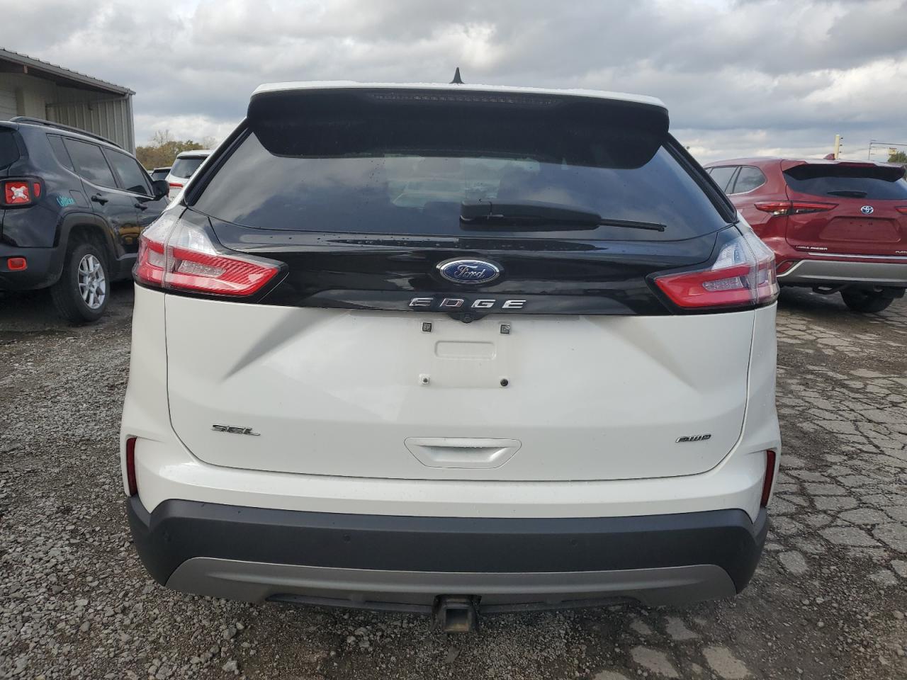 2021 Ford Edge - Image 6
