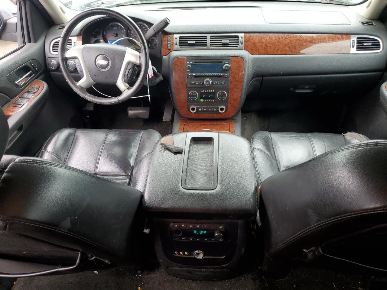 2007 Chevrolet Tahoe - Image 8