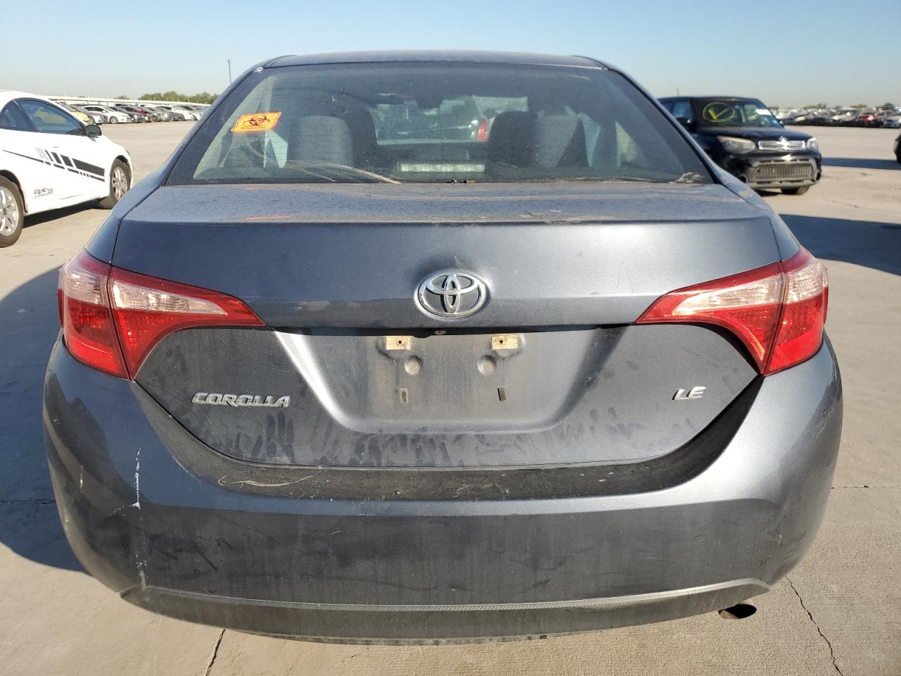 VIN 5YFBURHE0JP815758 2018 TOYOTA COROLLA no.6