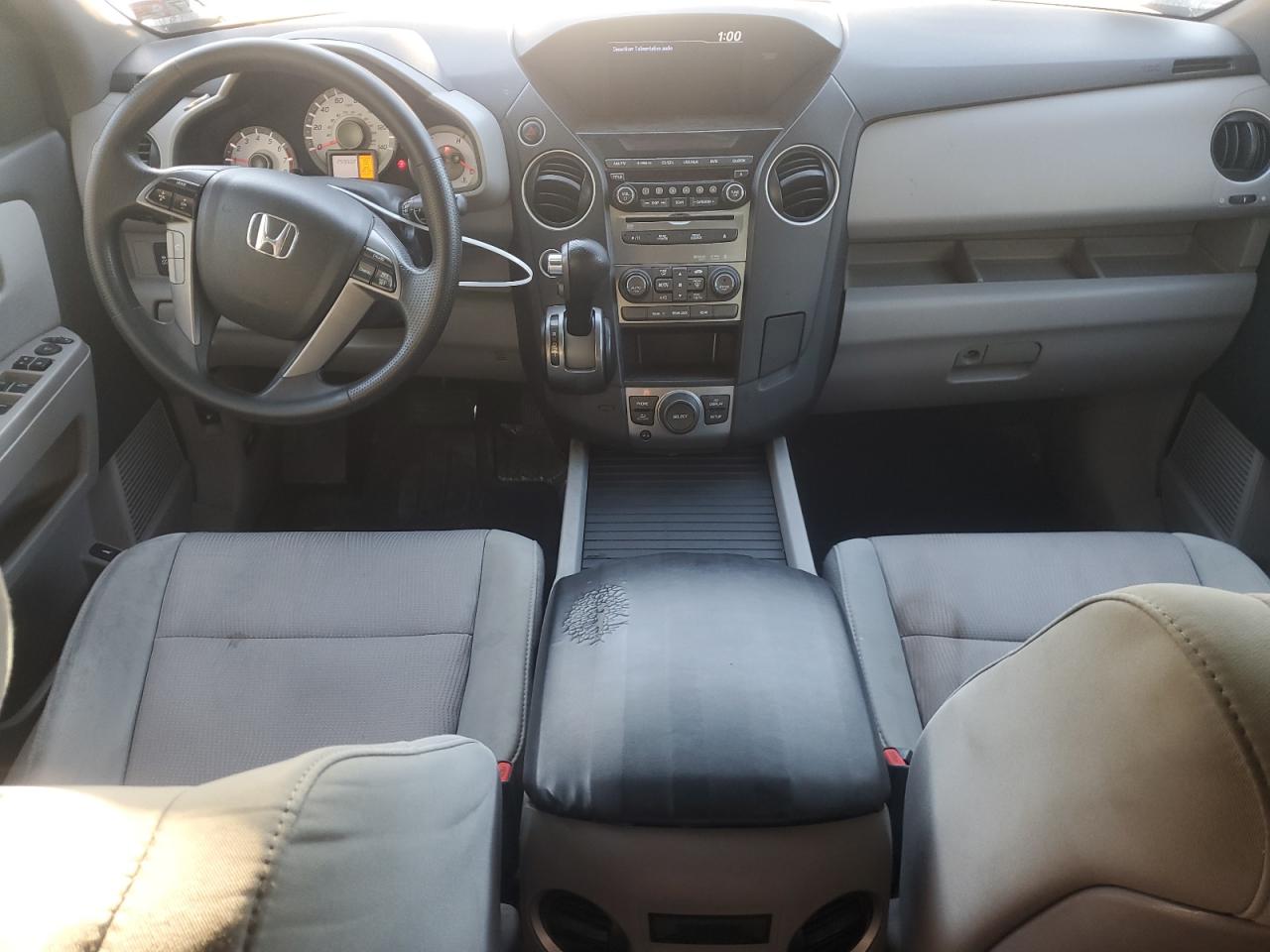 5FNYF4H32FB071234 2015 Honda Pilot Se