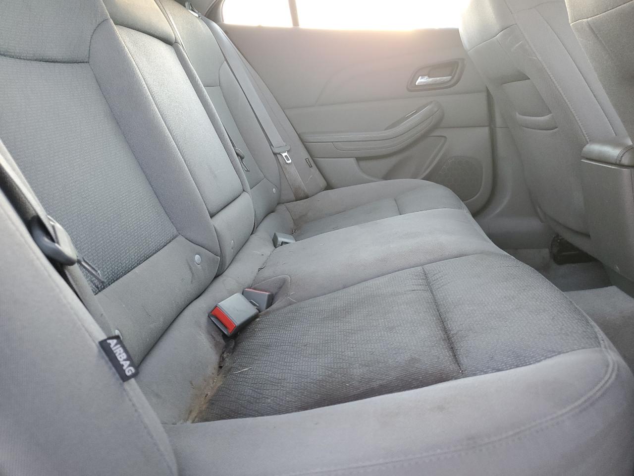 2015 Chevrolet Malibu - Image 11