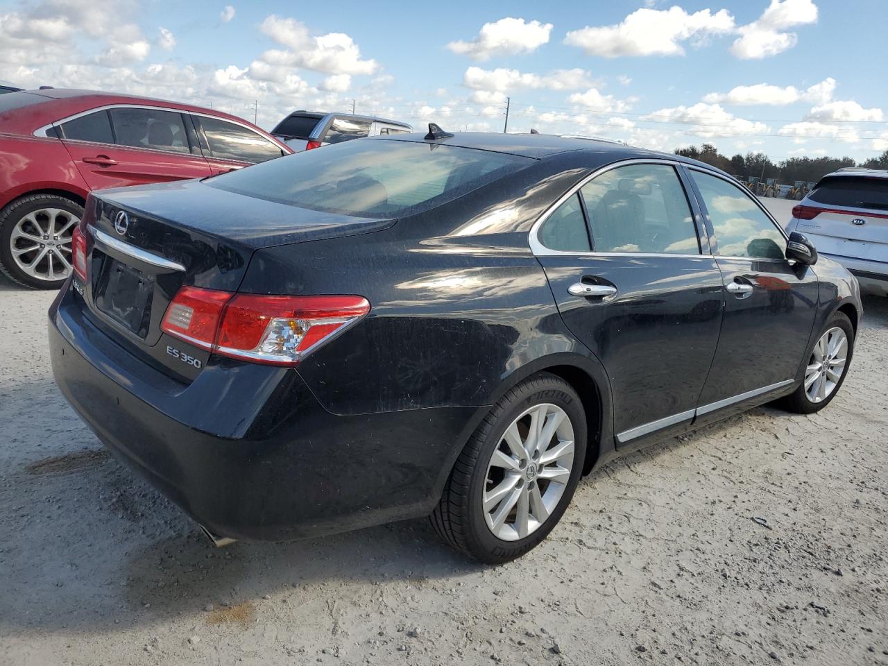 2011 Lexus ES - Image 3