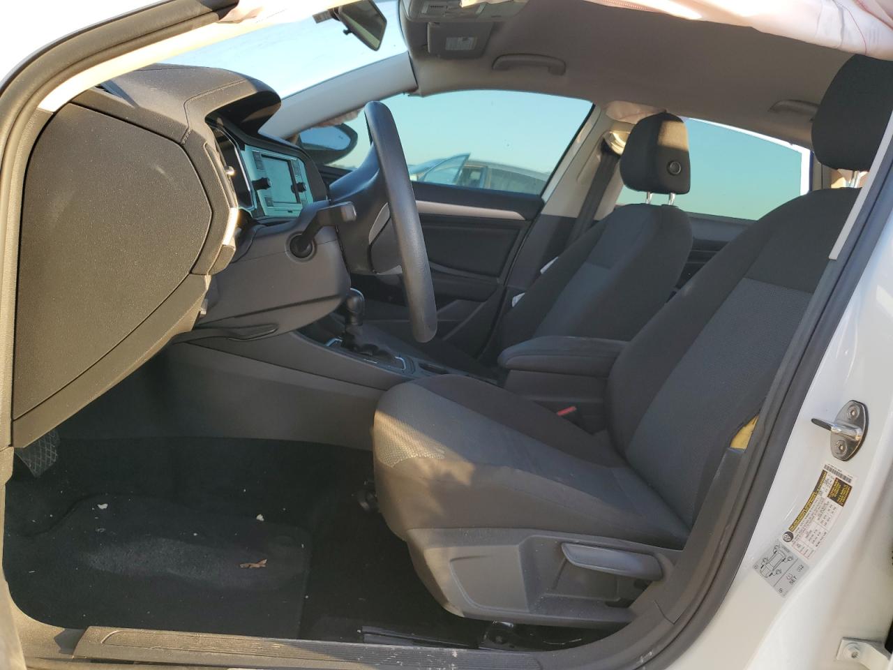 2020 Volkswagen Jetta - Image 7