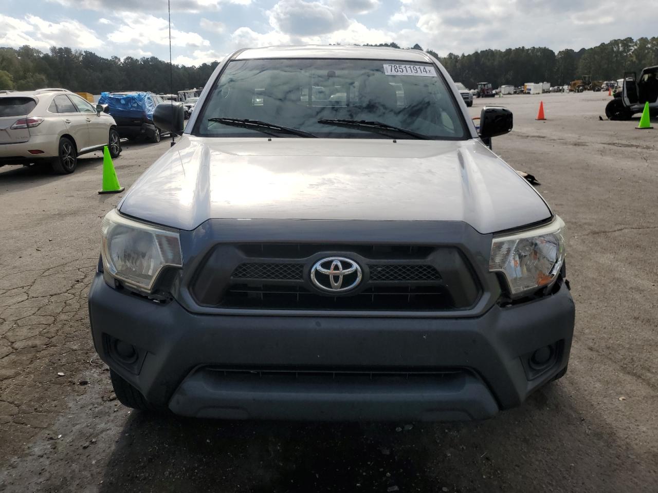 2014 Toyota Tacoma - Image 5